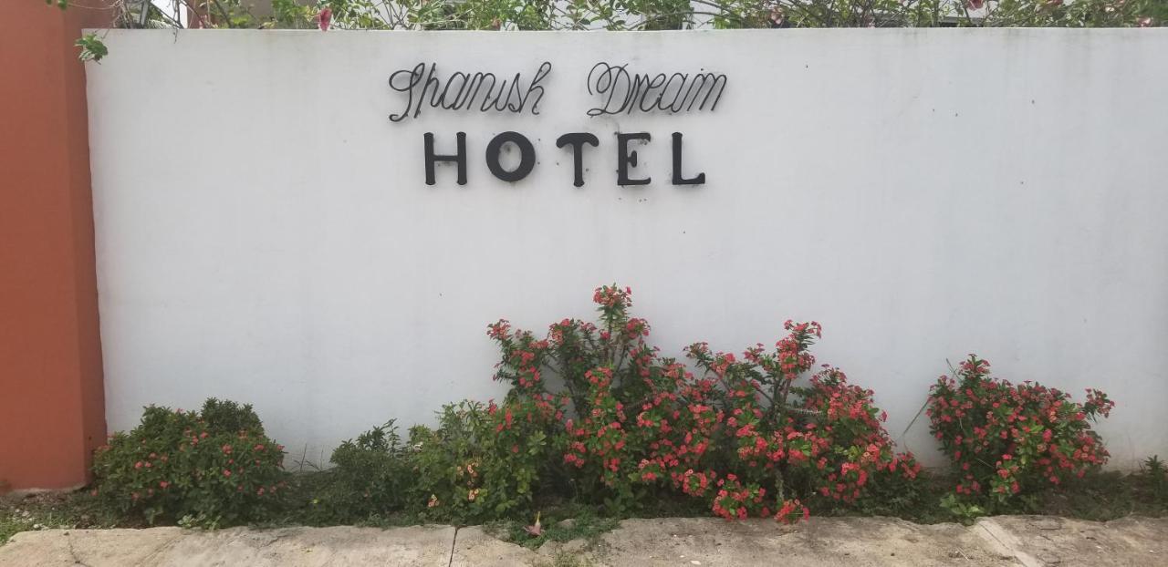 Spanish Dream Hotel Kingston Eksteriør bilde